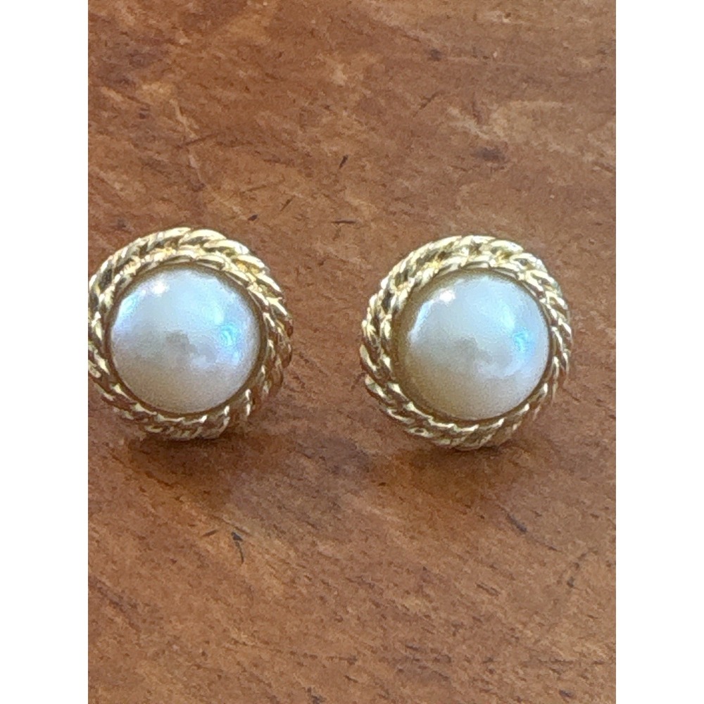 Monet Faux Pearl Stud‎ Earrings Gold Tone Rope Edge Vintage Signed